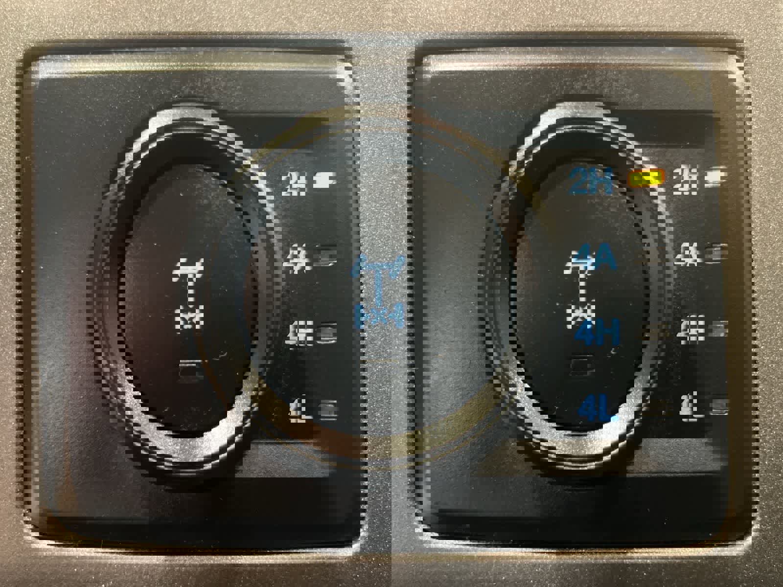 Certified 2019 Ford F150 Raptor w/ Equipment Group 802A Luxury image 25