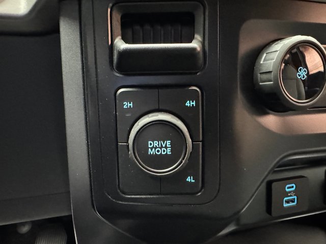 Certified 2022 Ford F150 XLT image 23