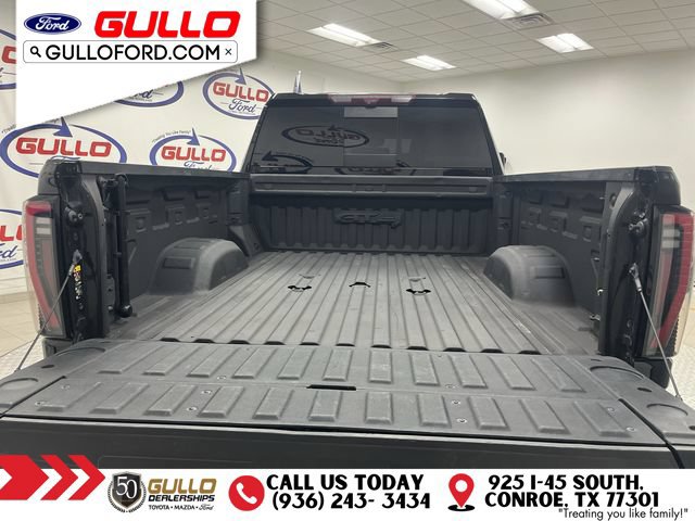 Used 2024 GMC Sierra 2500 AT4 w/ AT4 Premium Plus Package AWD/4WD image 10