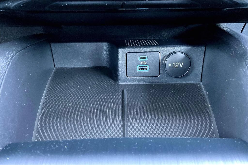 Certified 2022 Ford Escape SE FWD image 32