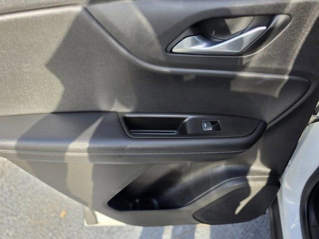 Used 2020 Chevrolet Blazer LT FWD image 15