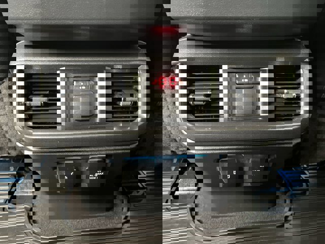 Certified 2023 Ford F150 Lariat w/ Equipment Group 502A High image 17