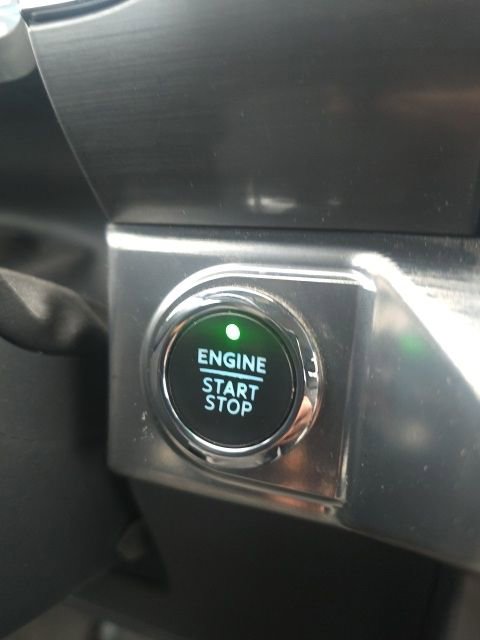 Certified 2022 Ford F150 Lariat w/ Equipment Group 502A High image 26