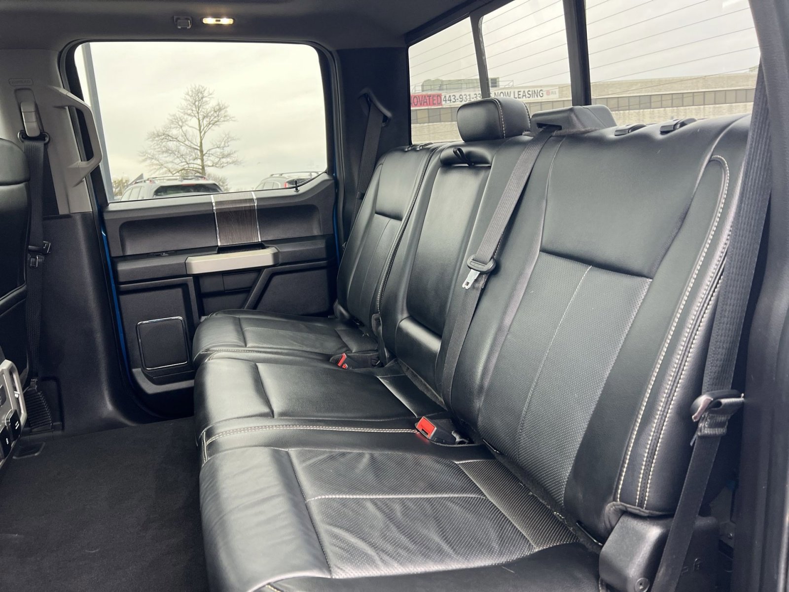 Certified 2020 Ford F350 Lariat image 25