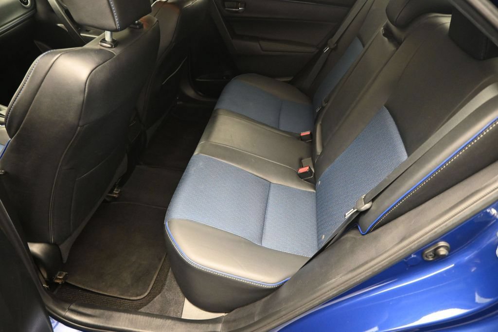Used 2017 Toyota Corolla SE w/ Carpet Mat Package (TMS) FWD image 18