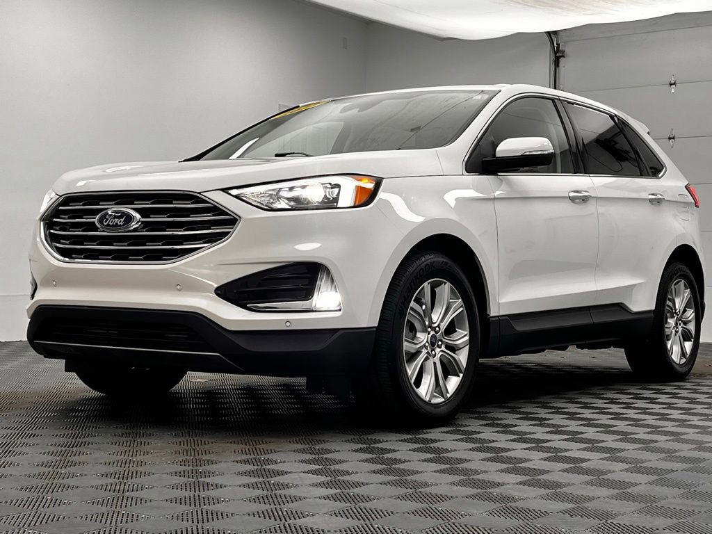 Certified 2022 Ford Edge Titanium image 7