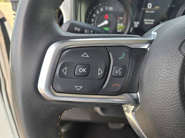 Used 2024 Jeep Wrangler Unlimited Sahara AWD/4WD image 29