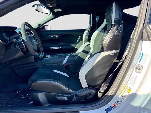 Certified 2022 Ford Mustang Shelby GT500 w/ Carbon Fiber Track Pack RWD image 23