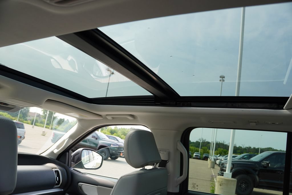 Certified 2025 Ford Expedition Max Active RWD image 20