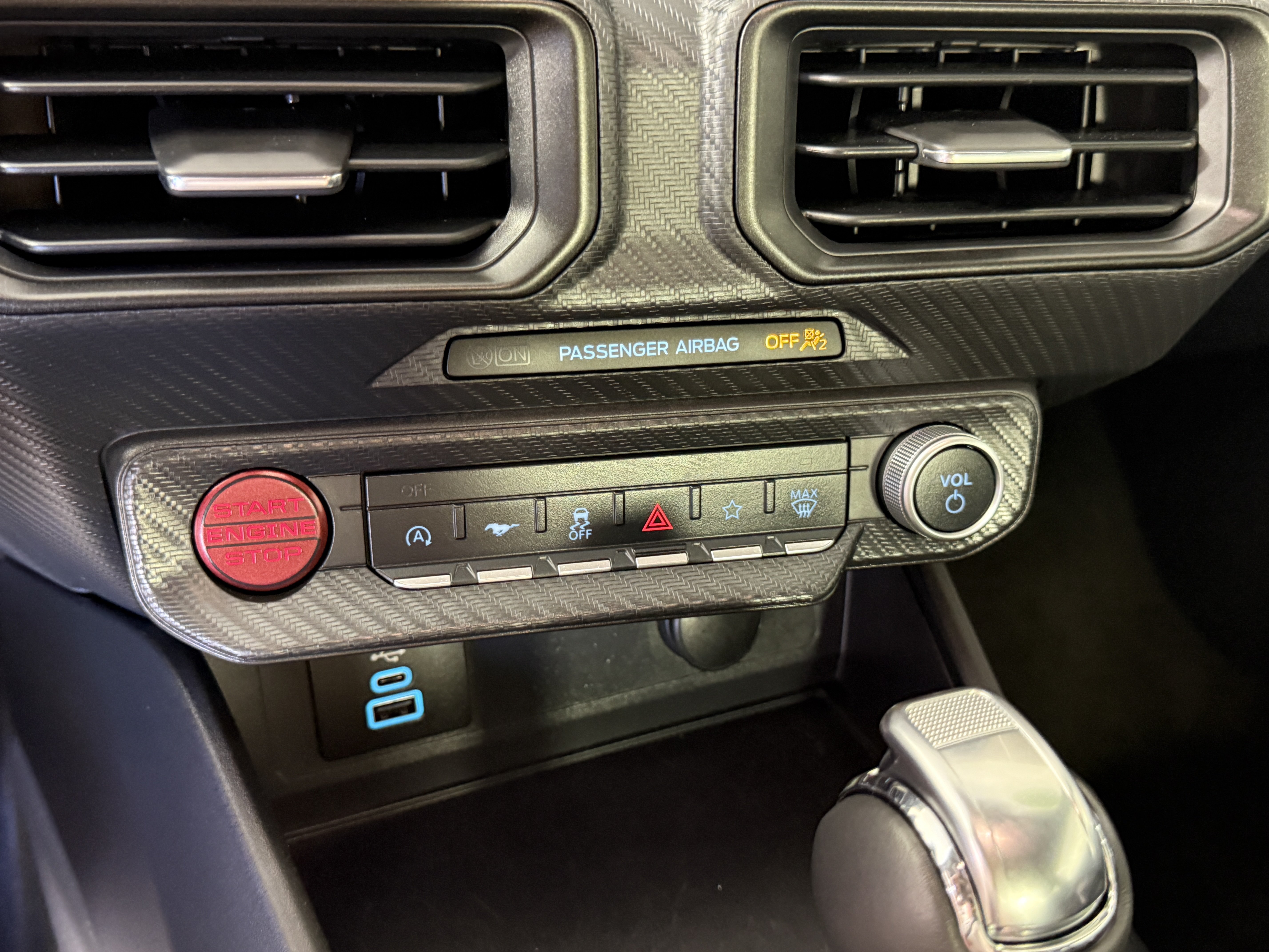 Certified 2025 Ford Mustang GT RWD image 21
