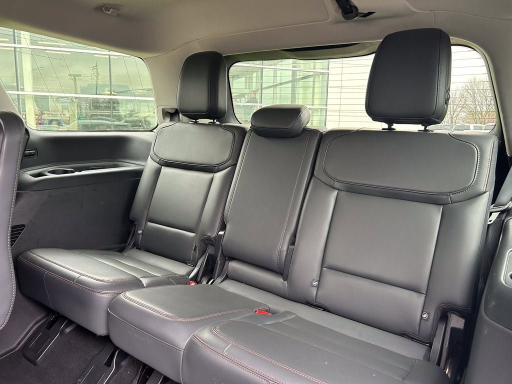 Certified 2025 Ford Expedition Active AWD/4WD image 15