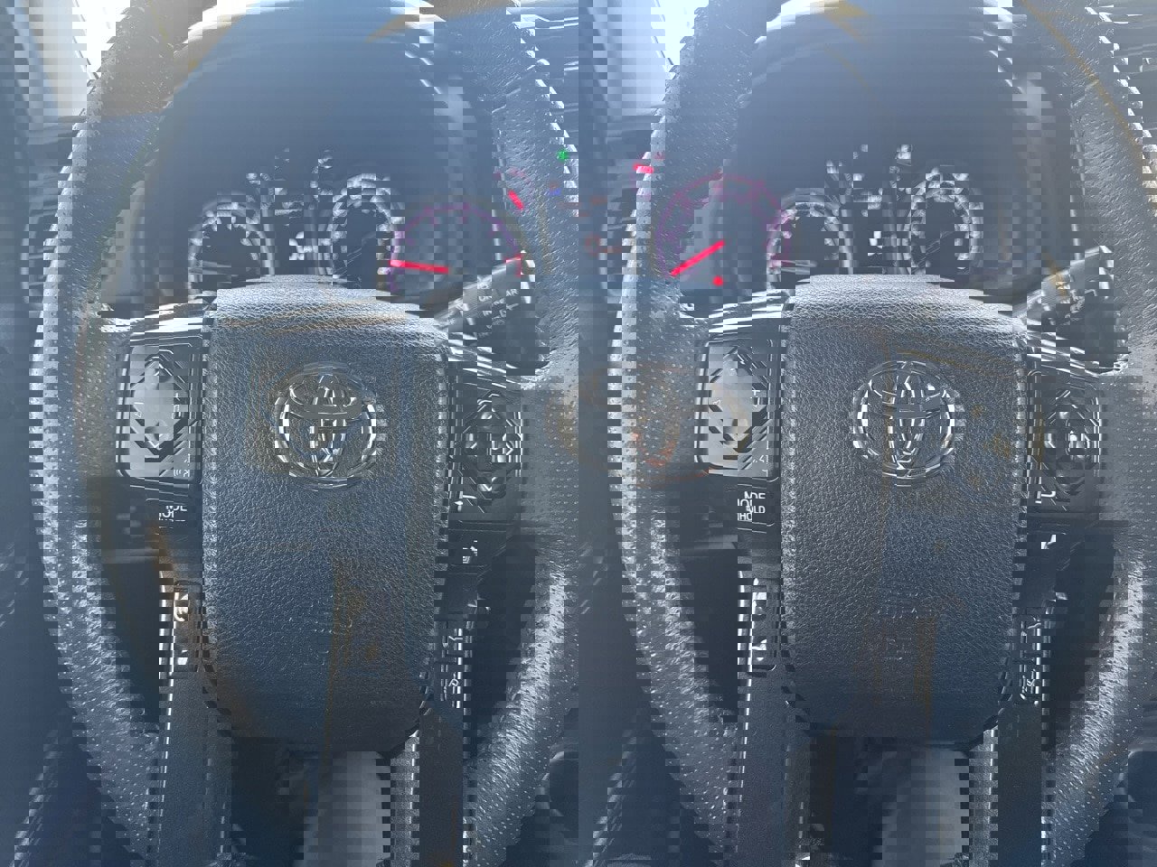 Used 2022 Toyota 4Runner TRD Off-Road image 10