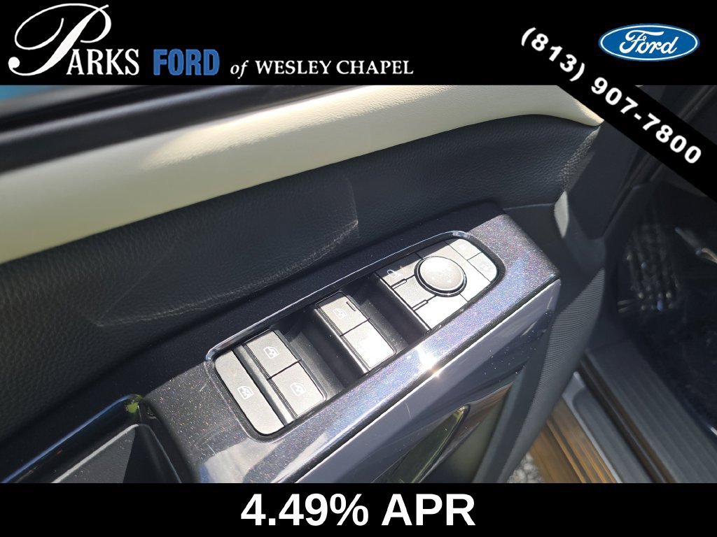 Used 2022 Nissan Pathfinder SV FWD image 18