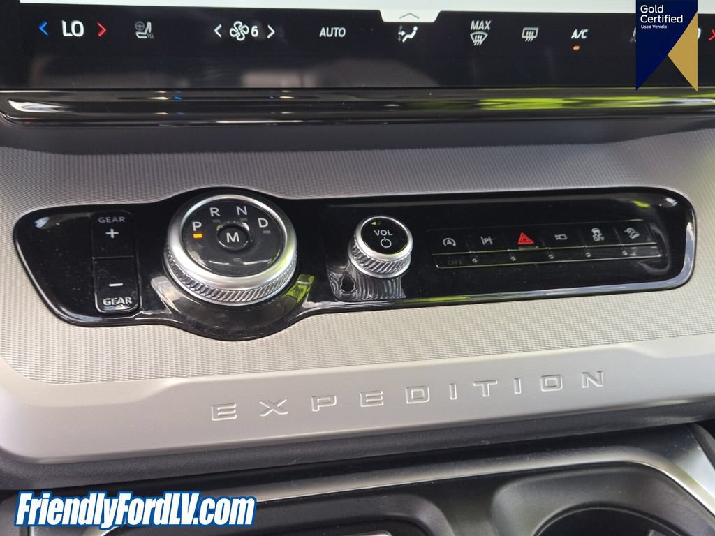 Certified 2025 Ford Expedition Active AWD/4WD image 24