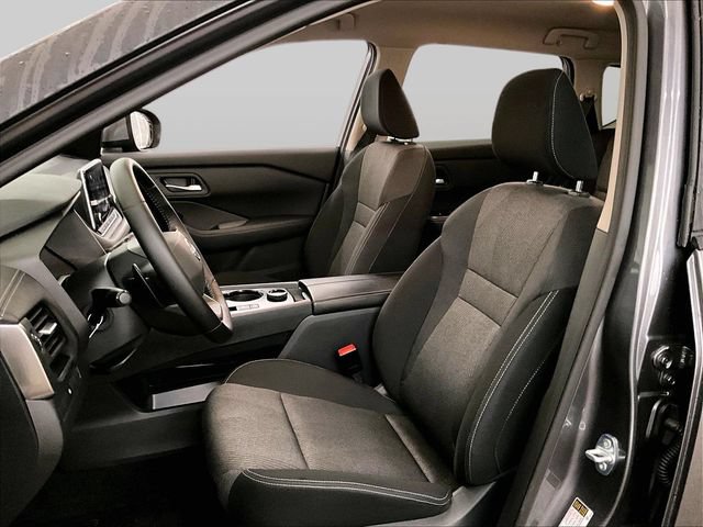 Used 2025 Nissan Rogue SV AWD/4WD image 24