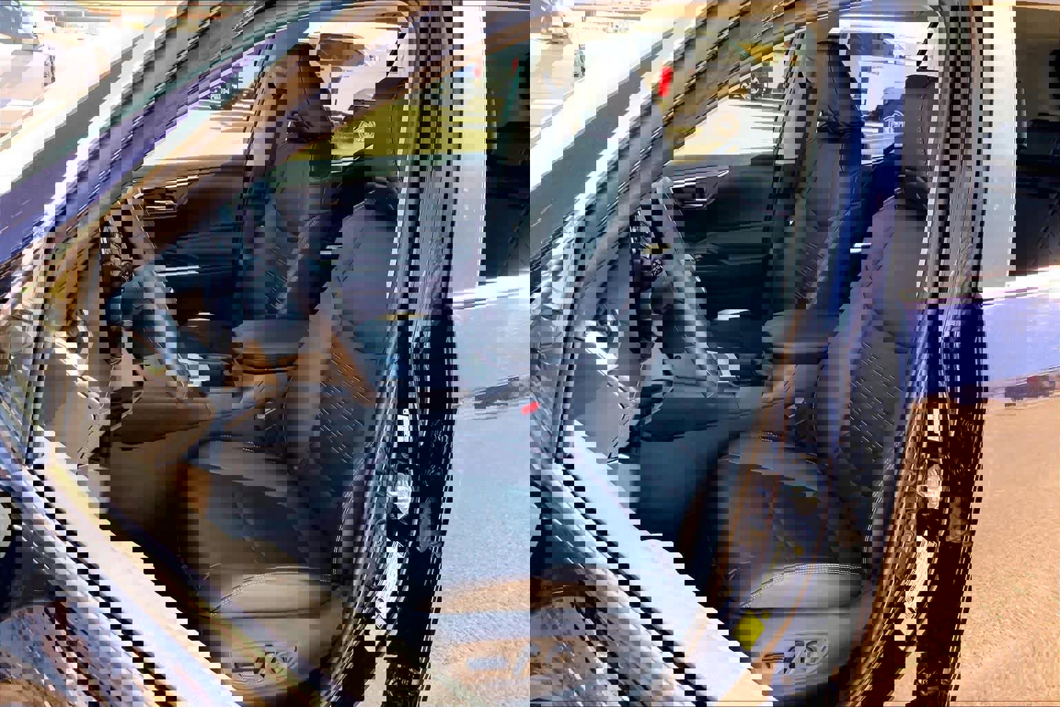 Used 2024 Toyota RAV4 XLE Premium image 10