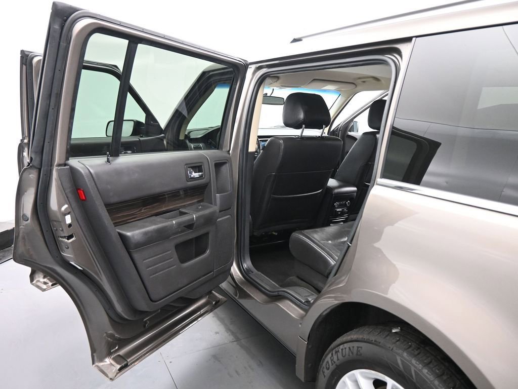 Certified 2019 Ford Flex SEL w/ Equipment Group 202A image 20