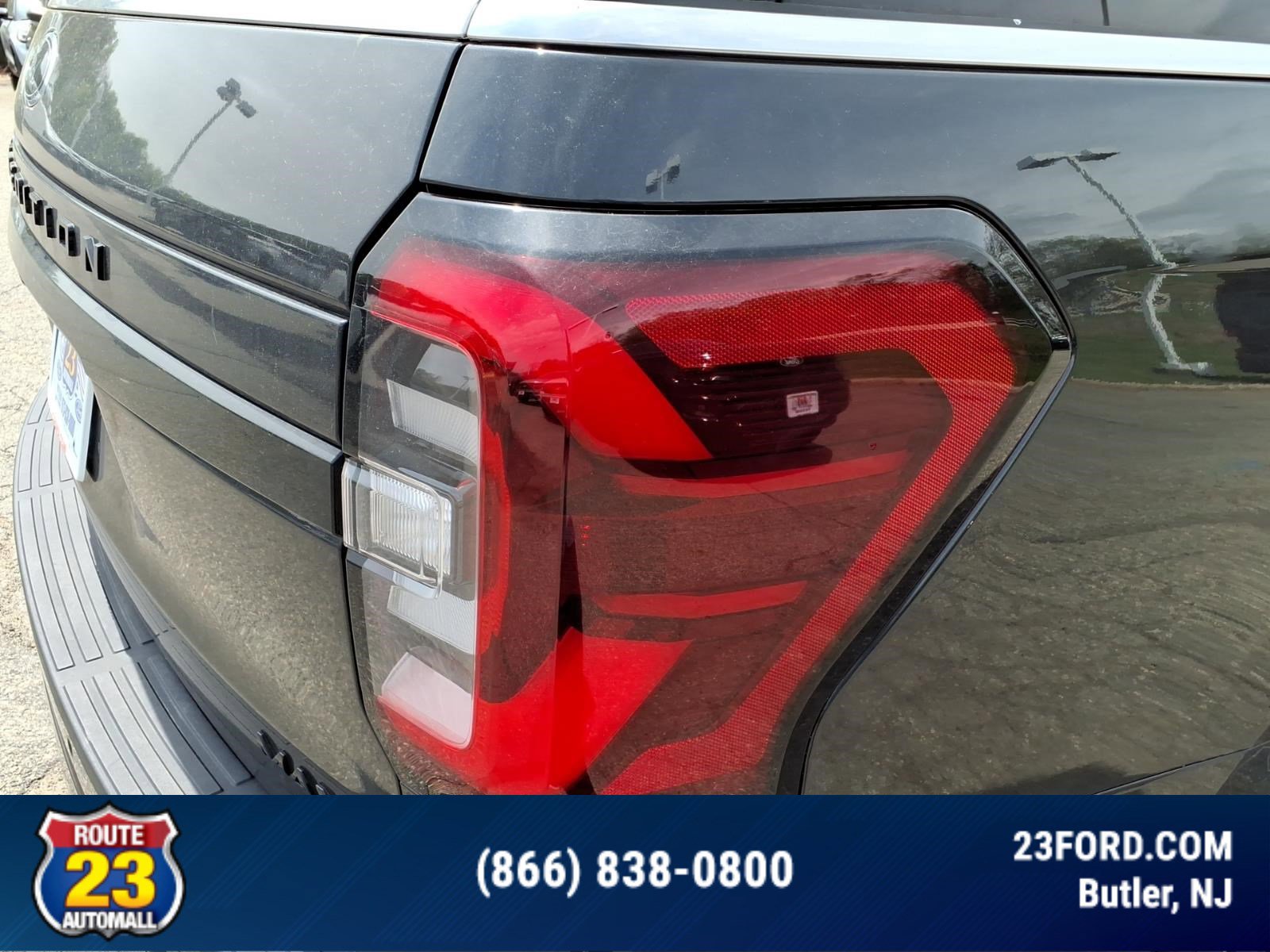 Certified 2024 Ford Expedition Max Limited AWD/4WD image 9