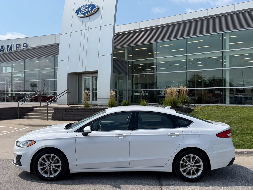 Certified 2020 Ford Fusion SE FWD image 3