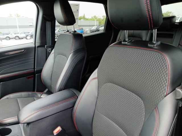 Certified 2026 Ford Escape ST-Line AWD/4WD image 19