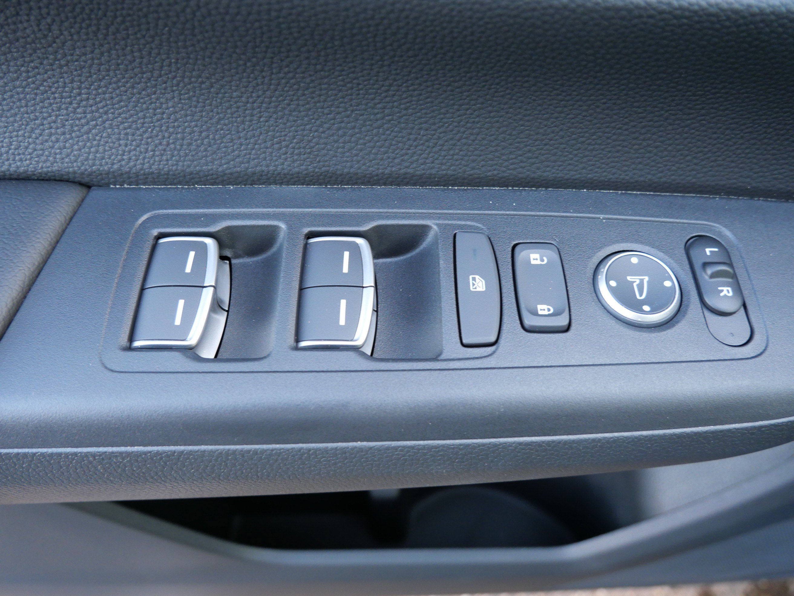 Used 2026 Honda CR-V Sport Touring image 20