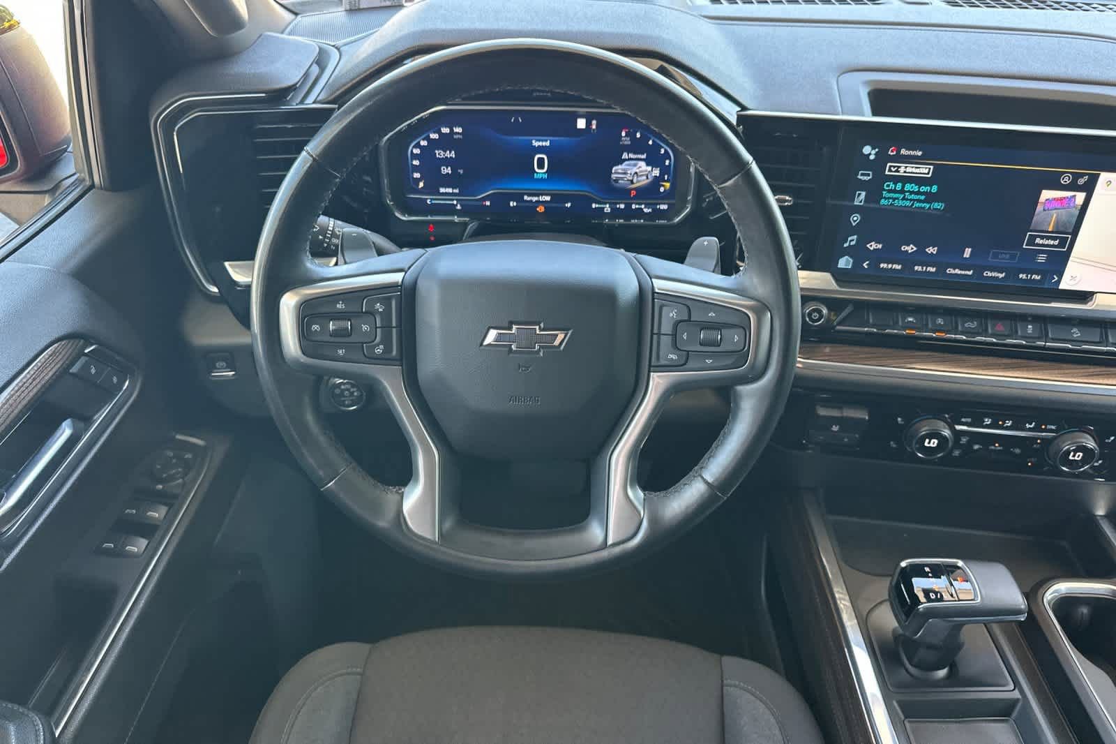 Used 2023 Chevrolet Silverado 1500 RST AWD/4WD image 15
