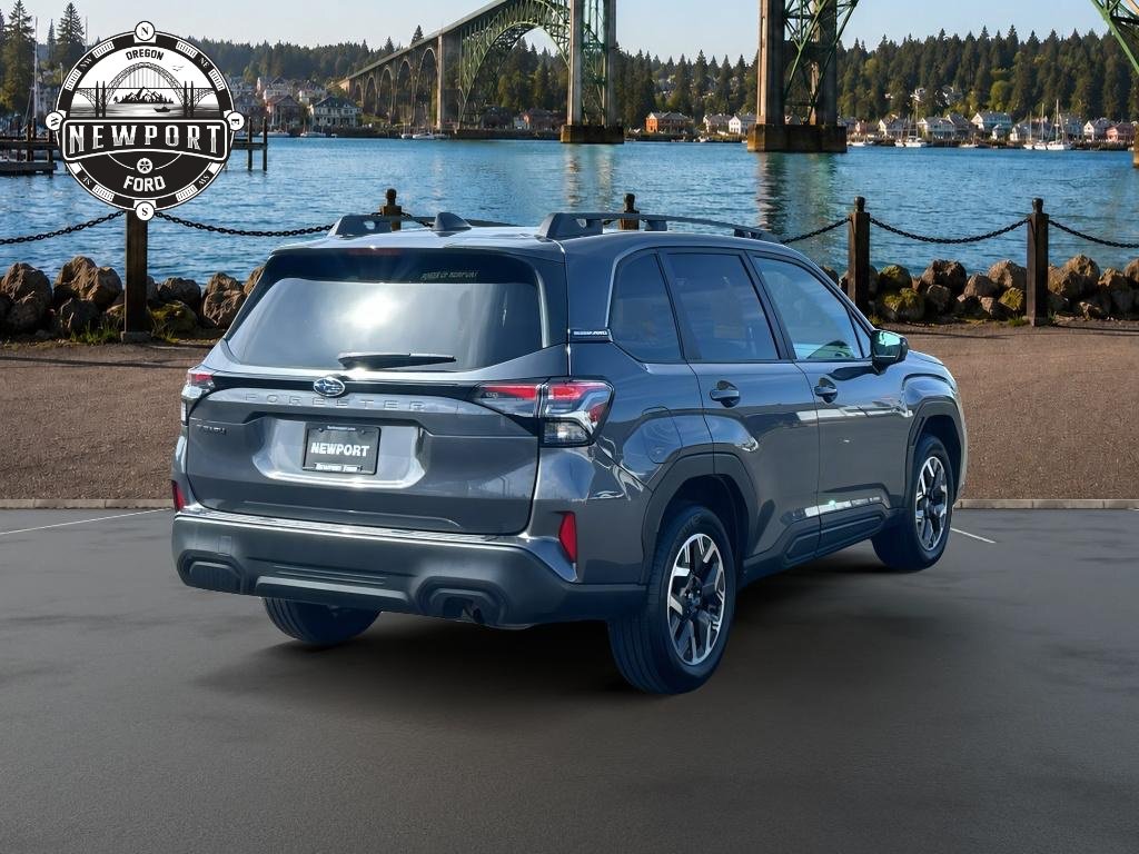 Used 2026 Subaru Forester Premium AWD/4WD image 9