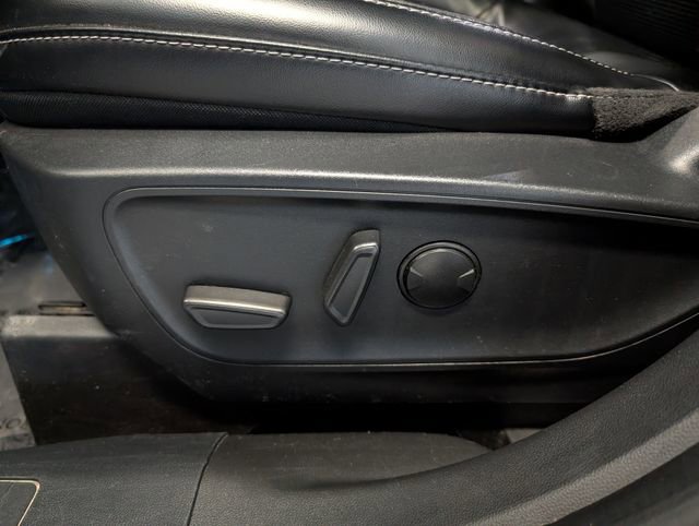 Certified 2024 Ford Escape Platinum AWD/4WD image 12