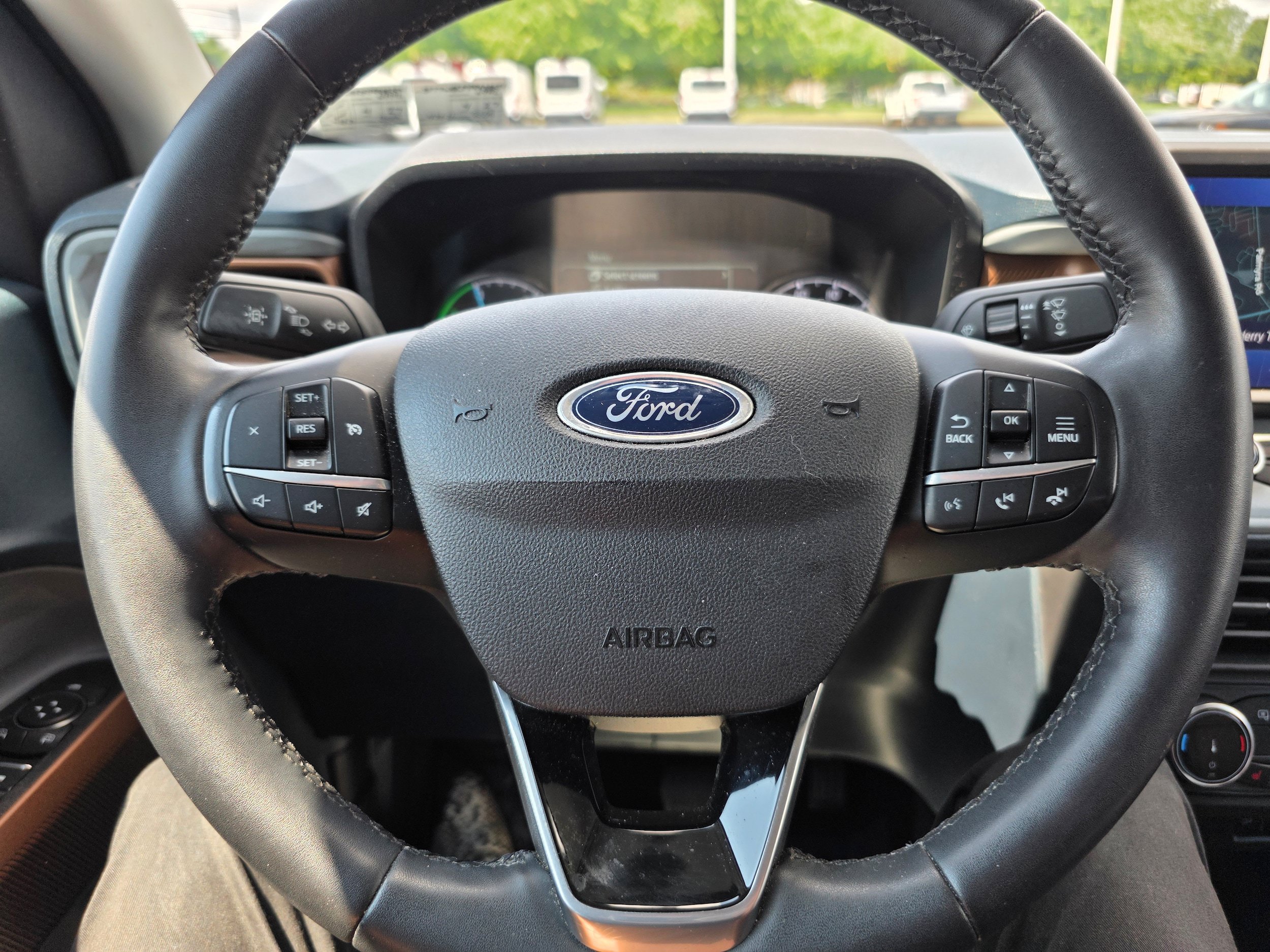 Certified 2023 Ford Maverick Lariat w/ Lariat Luxury Package FWD image 15
