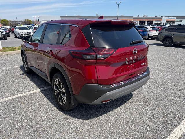 Used 2023 Nissan Rogue SV AWD/4WD image 6