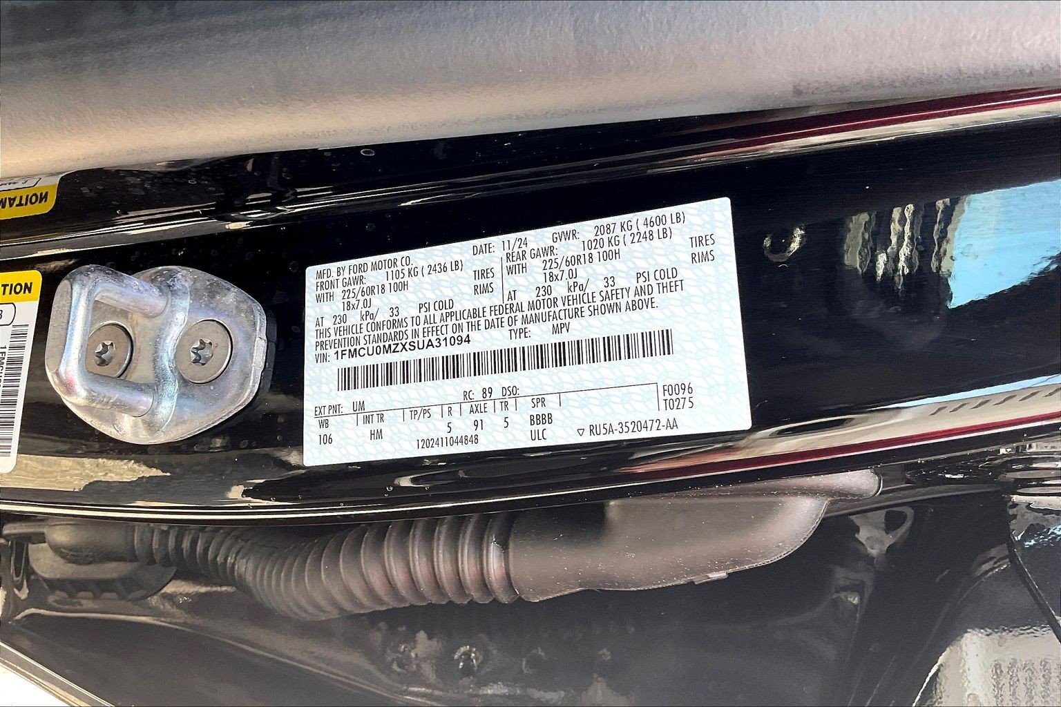 Certified 2025 Ford Escape ST-Line w/ Equipment Group 301A FWD image 31