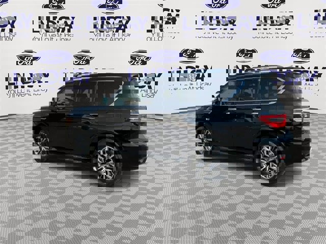 Used 2022 Nissan Armada SL w/ Captain's Chairs Package image 3