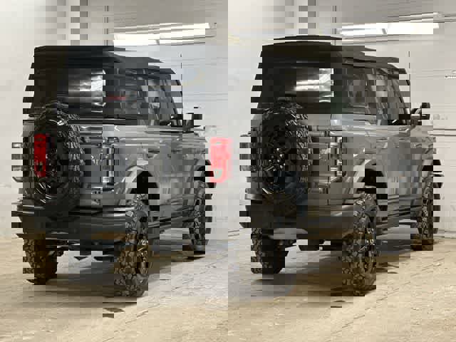 Certified 2022 Ford Bronco Black Diamond image 5