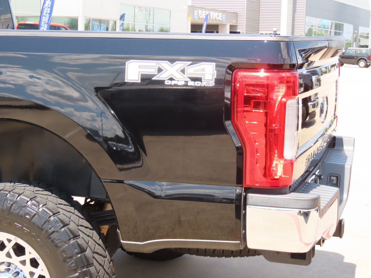 Certified 2017 Ford F250 XL w/ STX Appearance Package AWD/4WD image 15