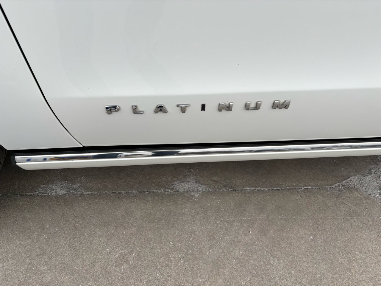 Certified 2020 Ford Expedition Platinum image 12