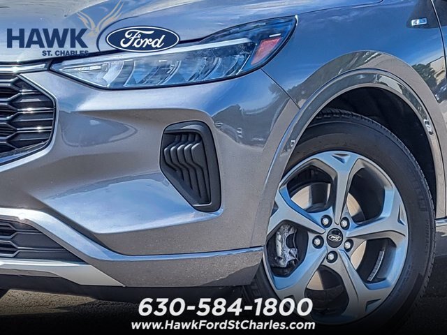 Certified 2024 Ford Escape ST-Line w/ Tech Pack #1 AWD/4WD image 3