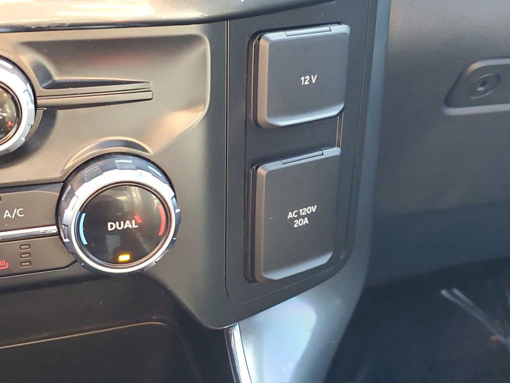 Certified 2022 Ford F150 XLT w/ Equipment Group 302A High image 20