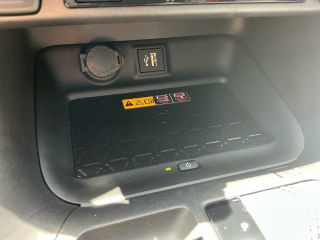 Used 2025 Toyota RAV4 XLE Premium w/ Weather Package AWD/4WD image 24