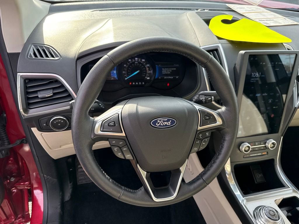 Certified 2022 Ford Edge Titanium image 16