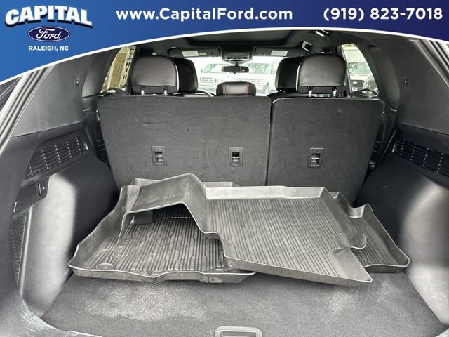 Certified 2024 Ford Escape ST-Line w/ Tech Pack #1 AWD/4WD image 16