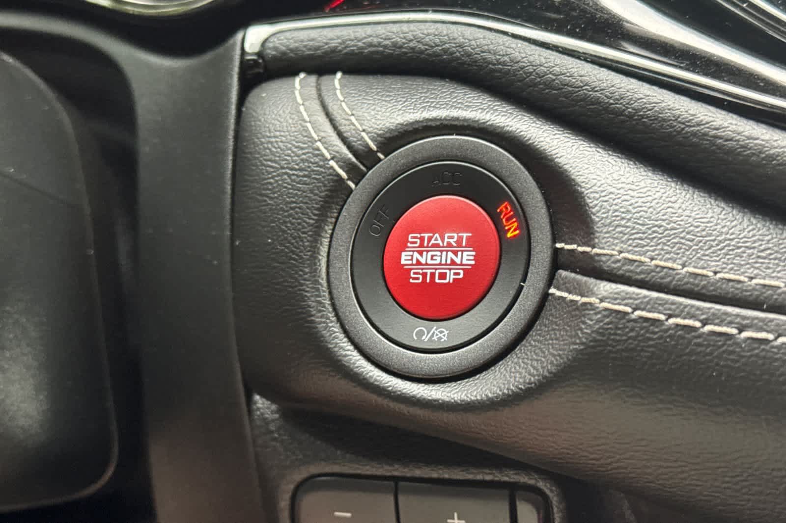 Used 2021 Dodge Durango SRT Hellcat w/ Trailer Tow Group IV AWD/4WD image 23