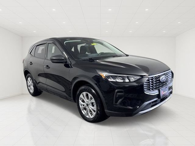 Certified 2023 Ford Escape Active w/ Tech Pack #1 AWD/4WD image 1