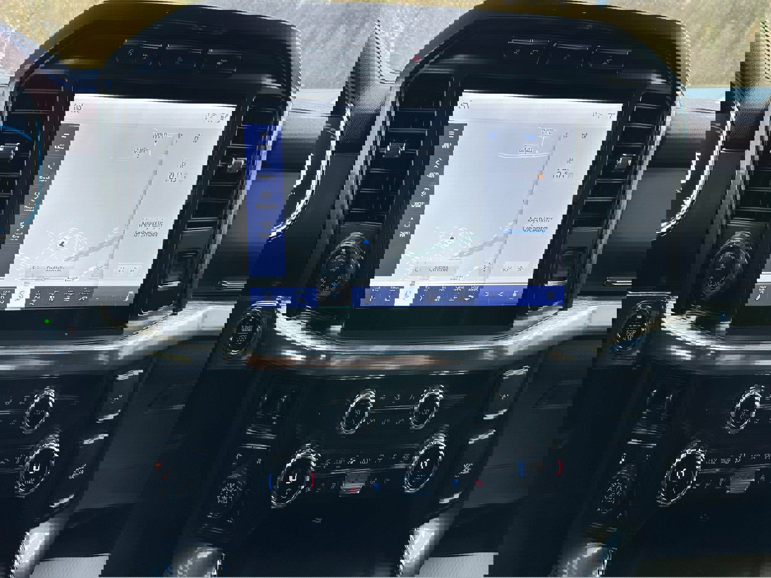 Certified 2021 Ford F150 Lariat w/ Equipment Group 502A High image 13