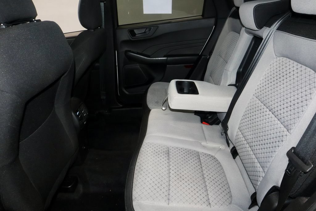 Certified 2023 Ford Escape Active w/ Cold Weather Package FWD image 21