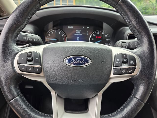 Certified 2021 Ford Explorer XLT w/ Equipment Group 202A RWD image 22