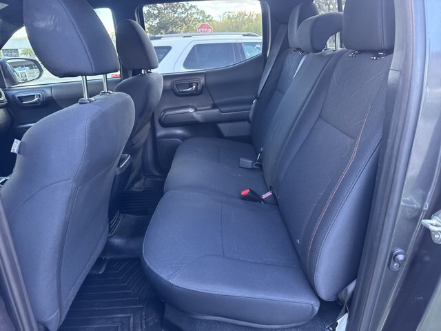 Used 2020 Toyota Tacoma TRD Sport RWD image 16