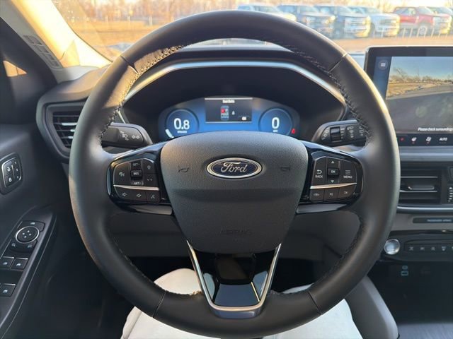 Certified 2023 Ford Escape Platinum w/ Premium Technology Package image 41