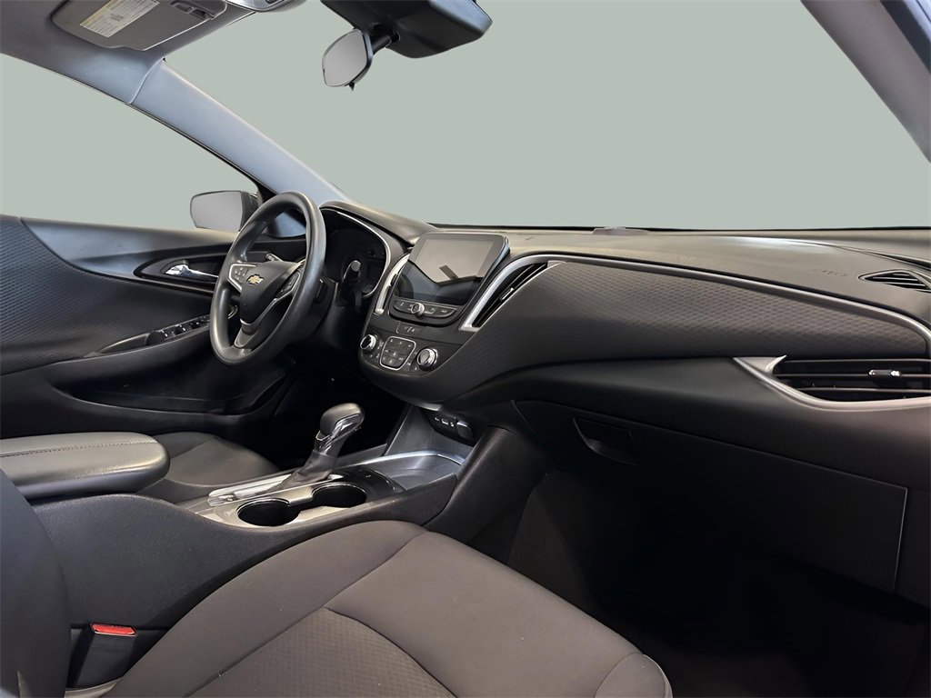 Used 2023 Chevrolet Malibu LT image 22