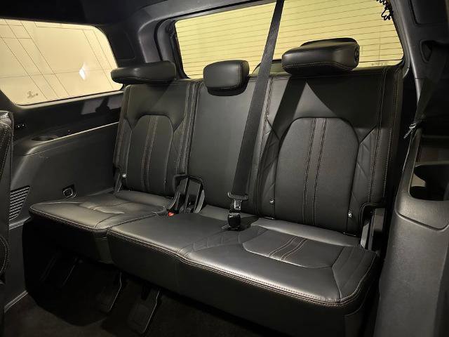 Certified 2022 Ford Expedition Platinum AWD/4WD image 37