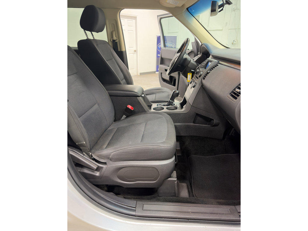 Certified 2018 Ford Flex SE FWD image 28
